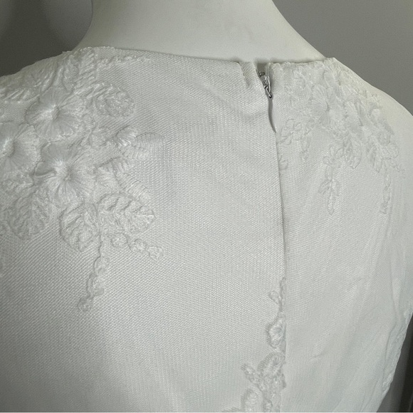 Southern Fried Chics white lace maxi dress medium - Picture 7 of 11